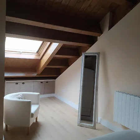 Precioso Atico En El Centro De Apartamento