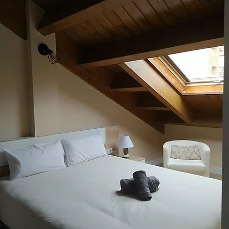 Apartamento Precioso Atico En El Centro De *