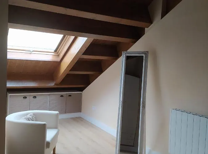 Precioso Atico En El Centro De Lägenhet